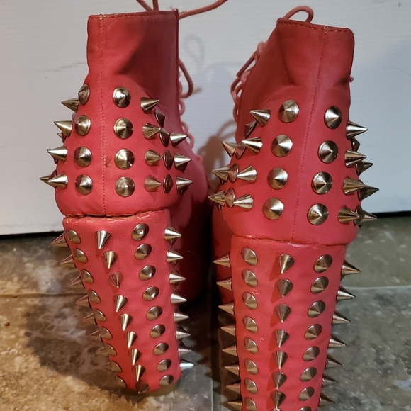 Booties - Picture 4 of 4